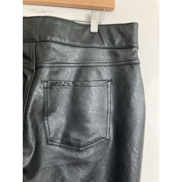 SPANX Faux Leather Slim Straight Pants 1X Cropped Ankle Black Excellent - Picture 7 of 12